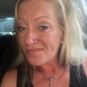 Meet your Posher, Jess